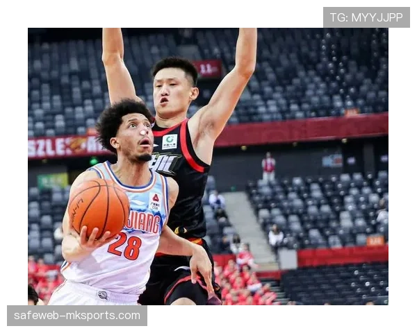 广州关键战执行力提升 威金顿28分主导攻防转换节奏 广州关键战执行力提升 威金顿28分主导攻防转换节奏